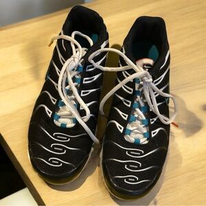 Nike Air Max Plus Aquamarine Black Turf Orange Mens Sz 9. TN Running